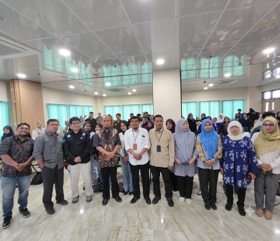 Kuliah Tamu “Mendaratkan Asta Cita di Negeri Rempah” Bahas Arah Pembangunan Nasional dan Implementasinya di Daerah